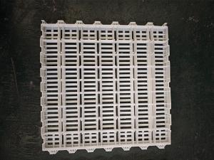 70x70 白色 猪用塑料板 孔径1.1厘米